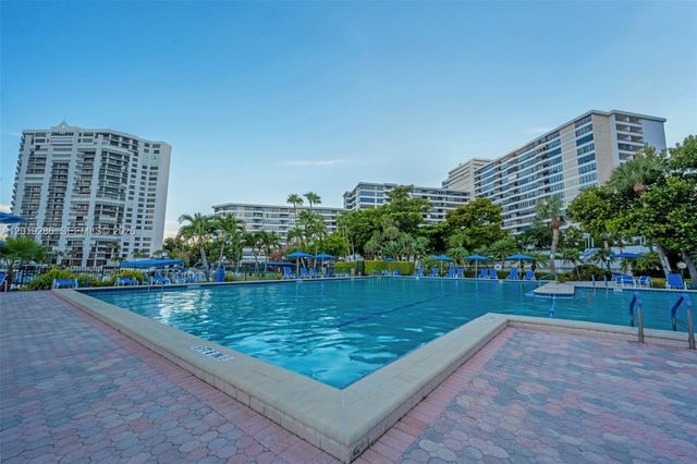 500 Three Islands Blvd 206, Hallandale Beach, FL 33009