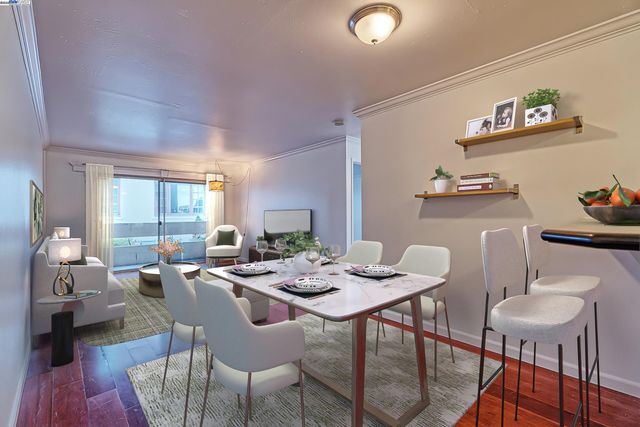 151 Lakeside Dr 213, Oakland, CA 94612