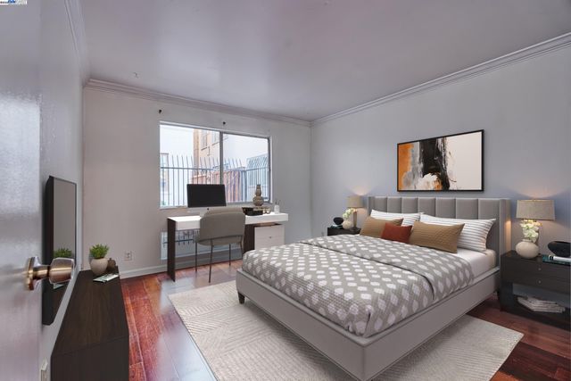 151 Lakeside Dr 213, Oakland, CA 94612