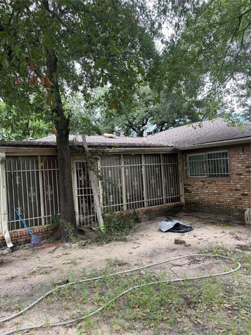 9006 Circle Cove Court, Houston, TX 77088