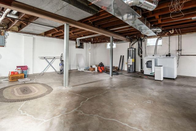 148 Deland Avenue, Columbus, OH 43214