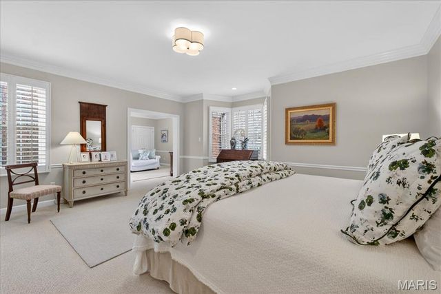 31 Conway Close Road, Ladue, MO 63124