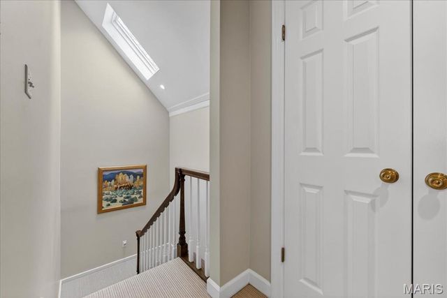 31 Conway Close Road, Ladue, MO 63124