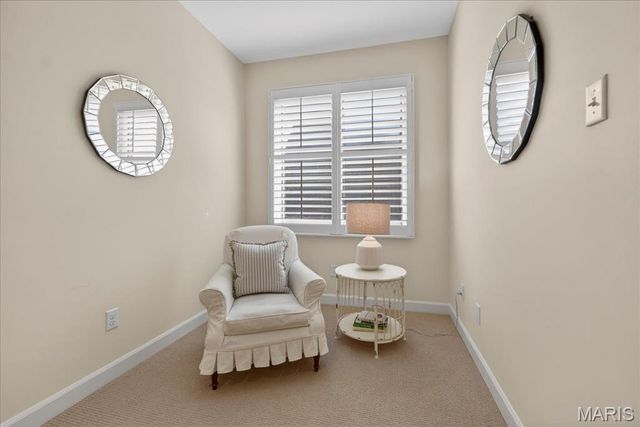 31 Conway Close Road, Ladue, MO 63124