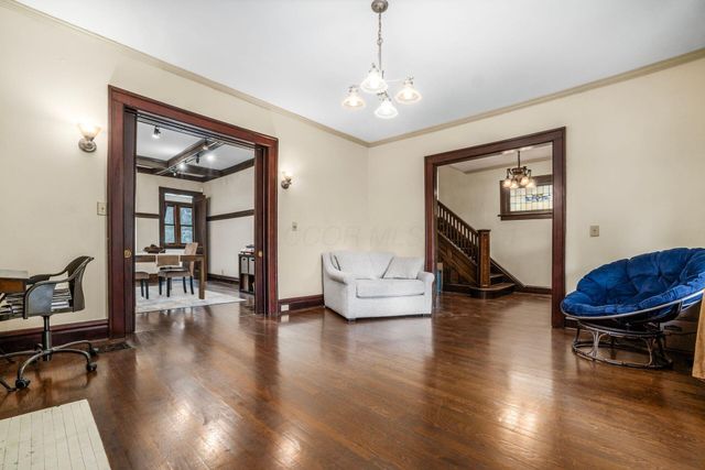 1735 Franklin Park S, Columbus, OH 43205