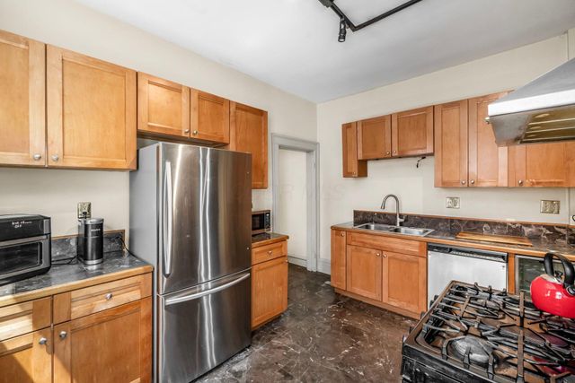 1735 Franklin Park S, Columbus, OH 43205