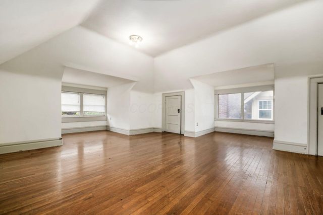 1735 Franklin Park S, Columbus, OH 43205