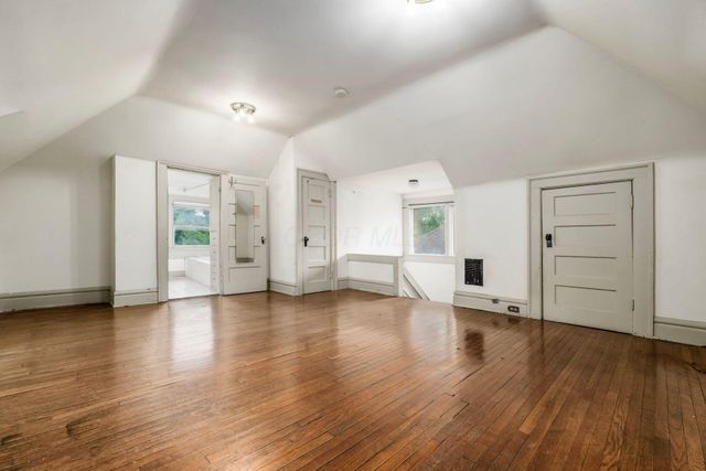 1735 Franklin Park S, Columbus, OH 43205