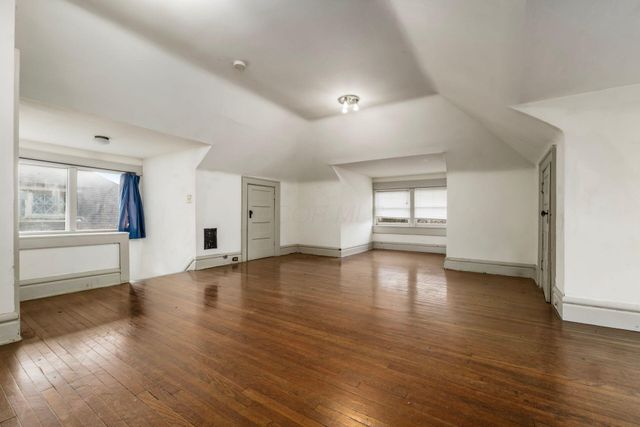 1735 Franklin Park S, Columbus, OH 43205