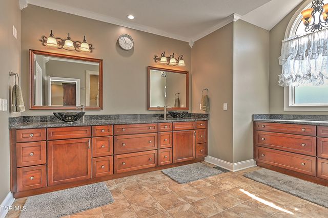3625 Holly Creek Road, Greeneville, TN 37745