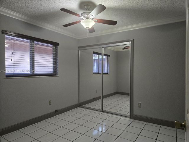 8810 NW 114th Terrace, Hialeah Gardens, FL 33018