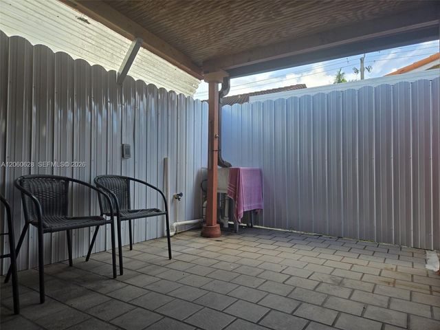 8810 NW 114th Terrace, Hialeah Gardens, FL 33018