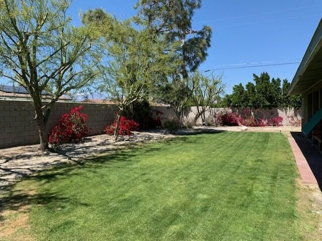 3045 N Cerritos Road, Palm Springs, CA 92262