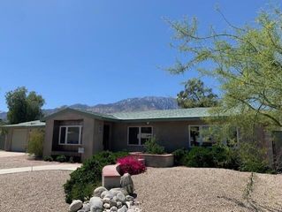 3045 N Cerritos Road, Palm Springs, CA 92262