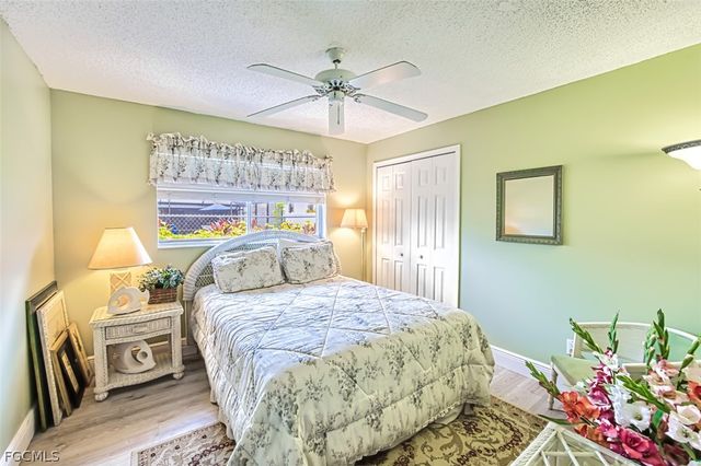 5036 SW 9th PL, Cape Coral, FL 33914