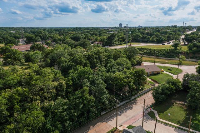 1610 Canyon Street, Dallas, TX 75203