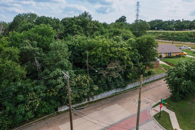 1610 Canyon Street, Dallas, TX 75203