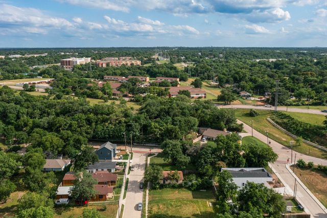 1610 Canyon Street, Dallas, TX 75203