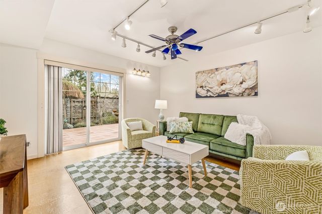 23431 9th Avenue SE, Bothell, WA 98021