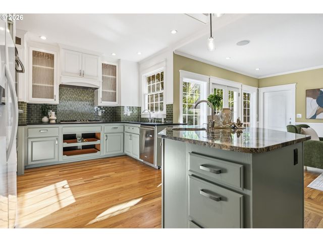2917 Ne 9TH Ave, Portland, OR 97212