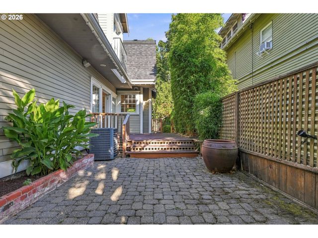 2917 Ne 9TH Ave, Portland, OR 97212