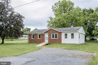 7 STONEY BROOK LN, Luray, VA 22835