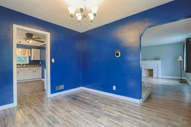 325 Don Lane, Delhi Twp, OH 45238