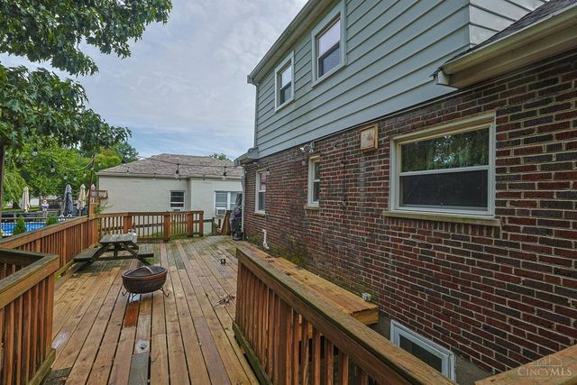 325 Don Lane, Delhi Twp, OH 45238