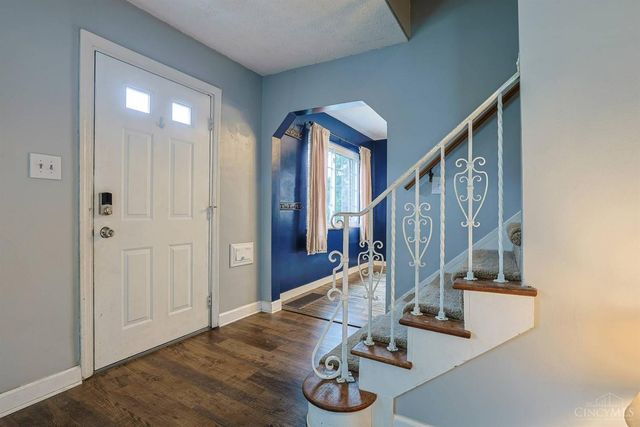 325 Don Lane, Delhi Twp, OH 45238