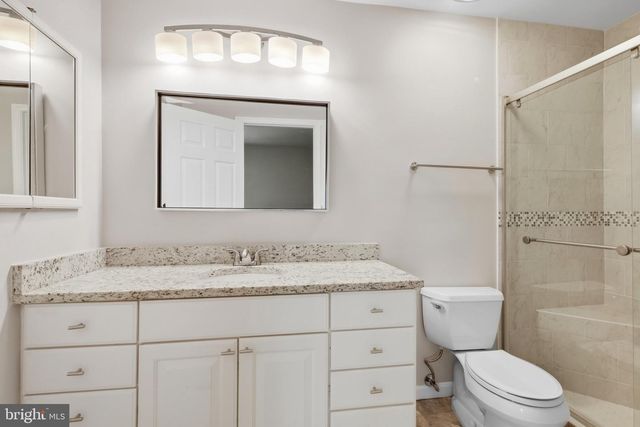 5712 MEDALLION CT, Alexandria, VA 22303