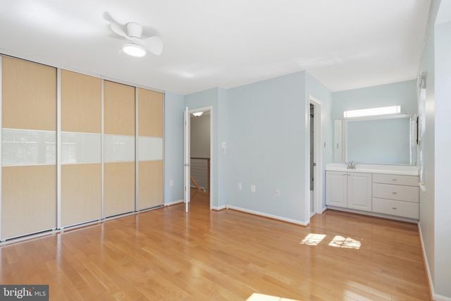 5712 MEDALLION CT, Alexandria, VA 22303