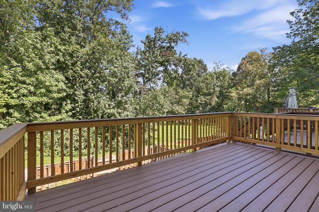 5712 MEDALLION CT, Alexandria, VA 22303