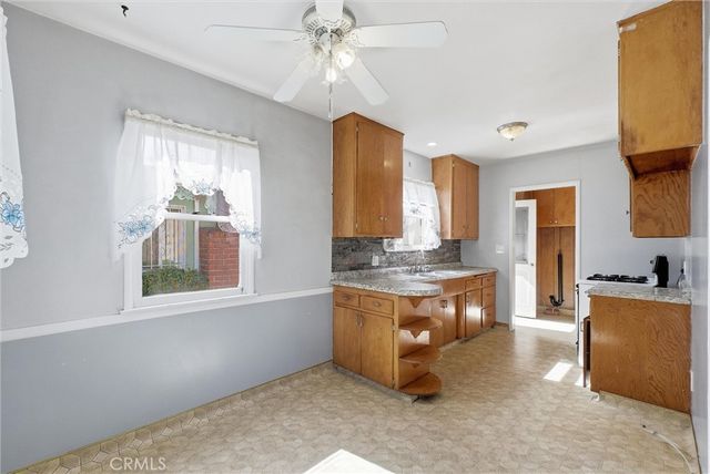 933 King Avenue, Wilmington, CA 90744