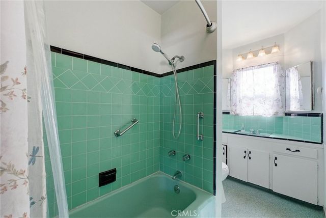 933 King Avenue, Wilmington, CA 90744