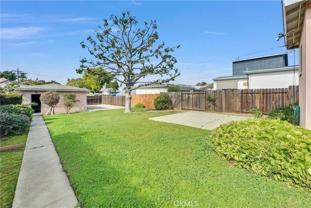 933 King Avenue, Wilmington, CA 90744