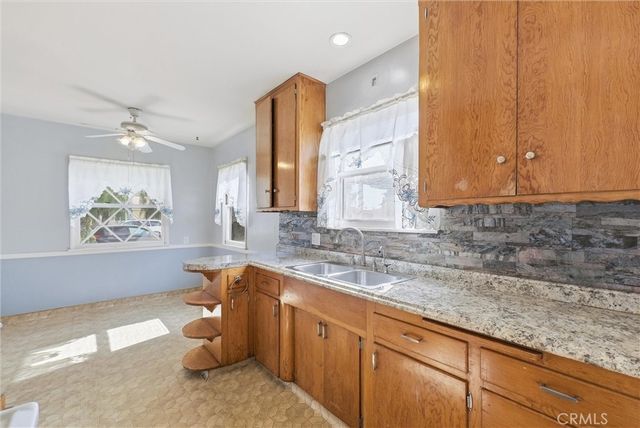 933 King Avenue, Wilmington, CA 90744