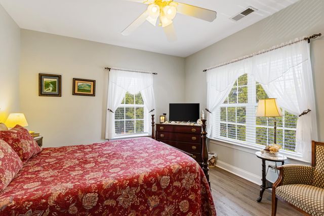 901 Knoll Shores Ct Unit 301, Murrells Inlet, SC 29576