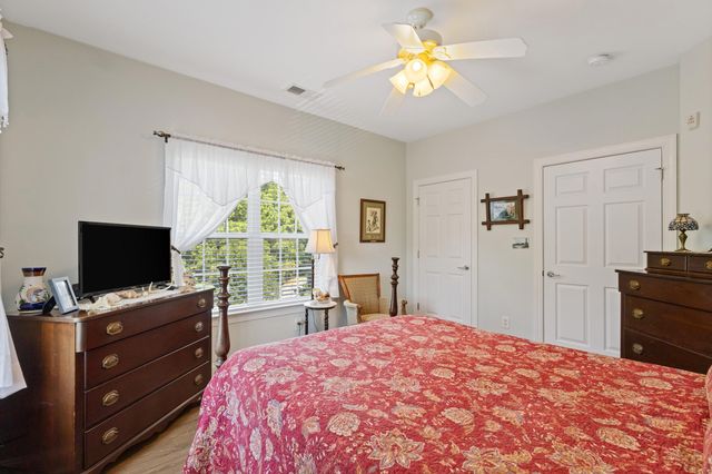 901 Knoll Shores Ct Unit 301, Murrells Inlet, SC 29576