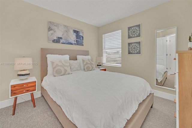 2915 Pembridge Street, Kissimmee, FL 34747