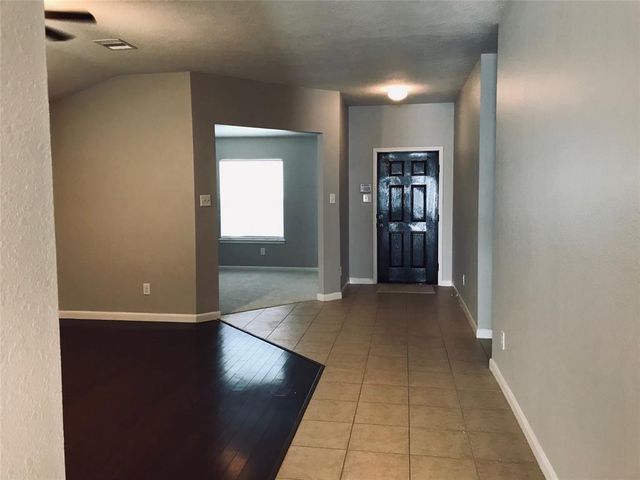 2016 Leisure Lane, League City, TX 77573