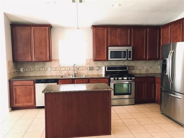 2016 Leisure Lane, League City, TX 77573