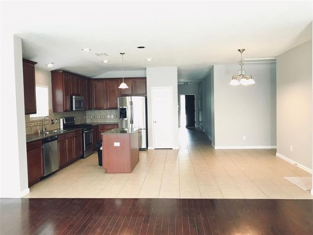 2016 Leisure Lane, League City, TX 77573