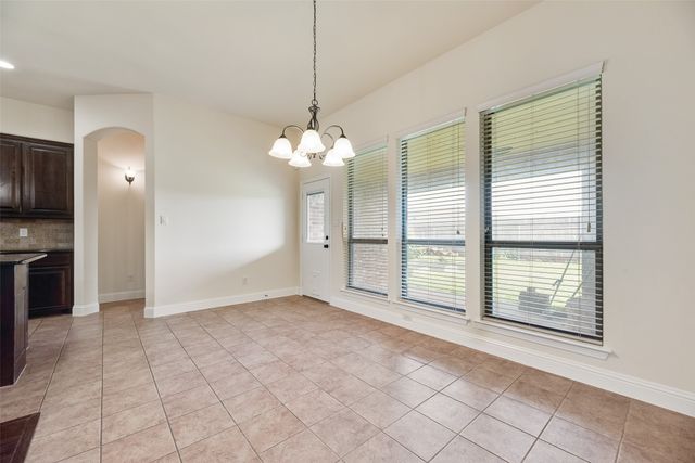 673 Fossil Wood Drive, Saginaw, TX 76179