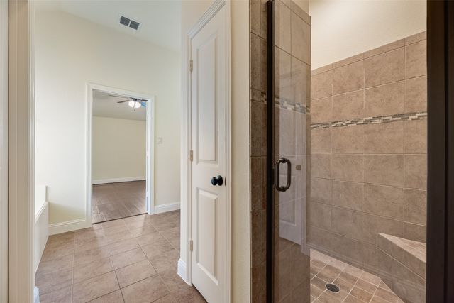 673 Fossil Wood Drive, Saginaw, TX 76179