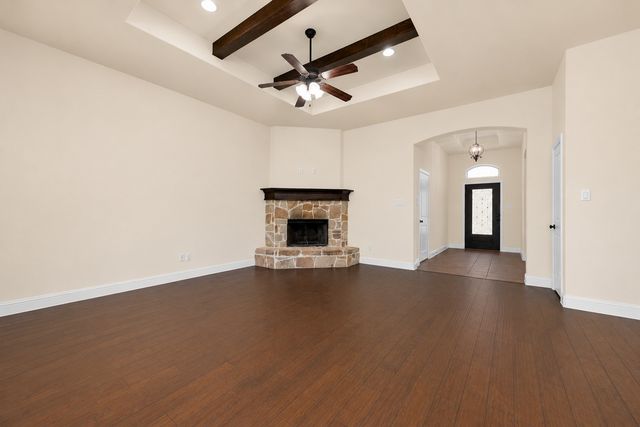 673 Fossil Wood Drive, Saginaw, TX 76179