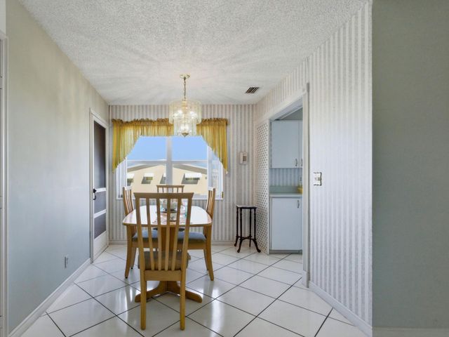 680 W Horizons W 212, Boynton Beach, FL 33435
