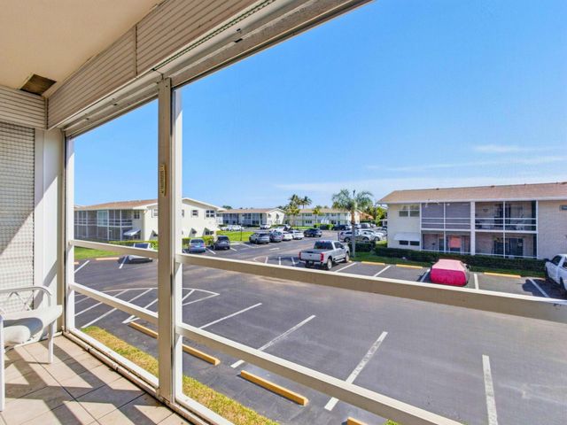 680 W Horizons W 212, Boynton Beach, FL 33435