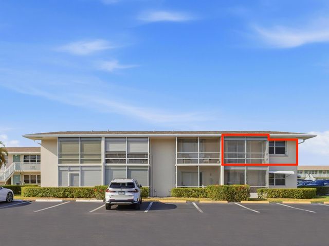 680 W Horizons W 212, Boynton Beach, FL 33435