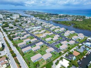 680 W Horizons W 212, Boynton Beach, FL 33435