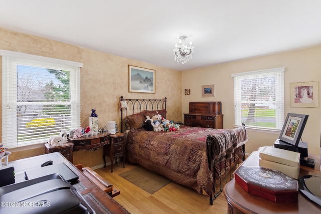 1 Blenheim Road, Manalapan, NJ 07726